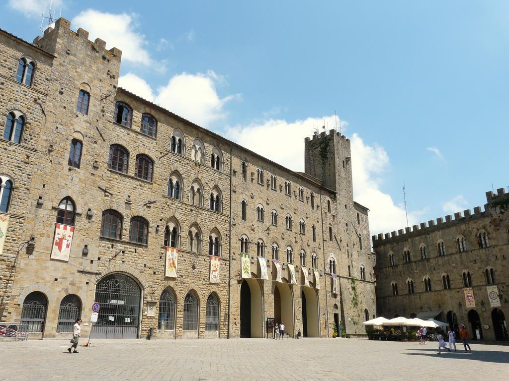 La Colombaina Villa Volterra Bagian luar foto